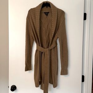 Tahari cardigan